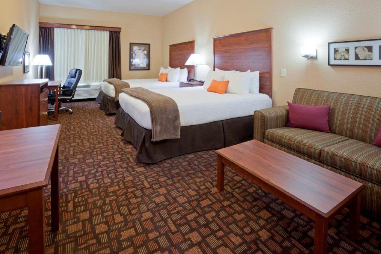Grand Forks Lodge And Suites Buitenkant foto
